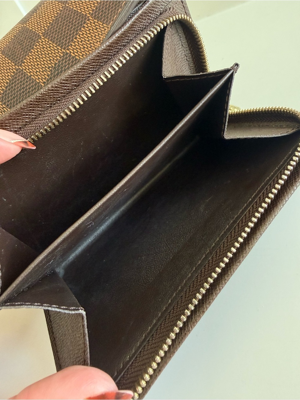Louis Vuitton Damier Ebene Tresor Wallet Full Set - Picture 3 of 13